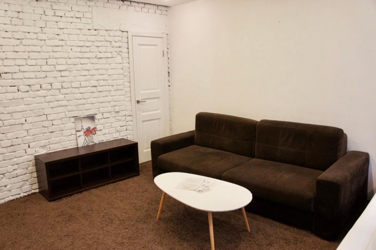 Central Apartment Nemiga ミンスク エクステリア 写真