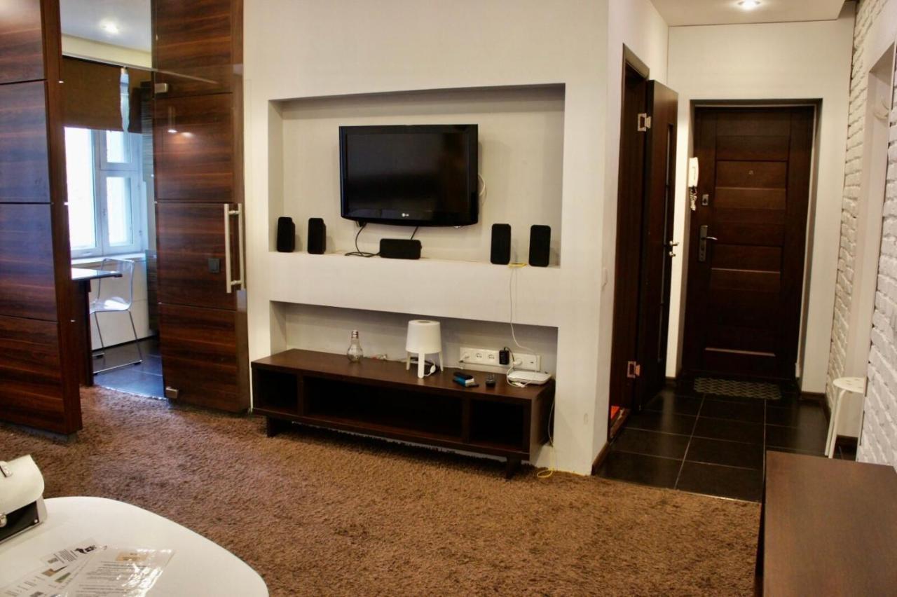 Central Apartment Nemiga ミンスク エクステリア 写真